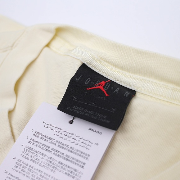 ✔️AIR JORDAN x A Ma Maniere Tee T-Shirt. Coconut Milk. Medium - Picture 6 of 7
